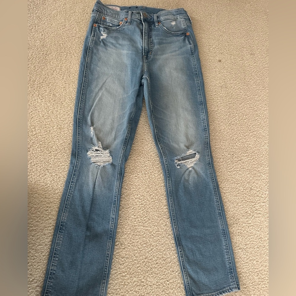 GAP Women's Light Blue Distressed Skinny Jeans